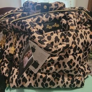 Itsy ritzy diaper bag new with tag